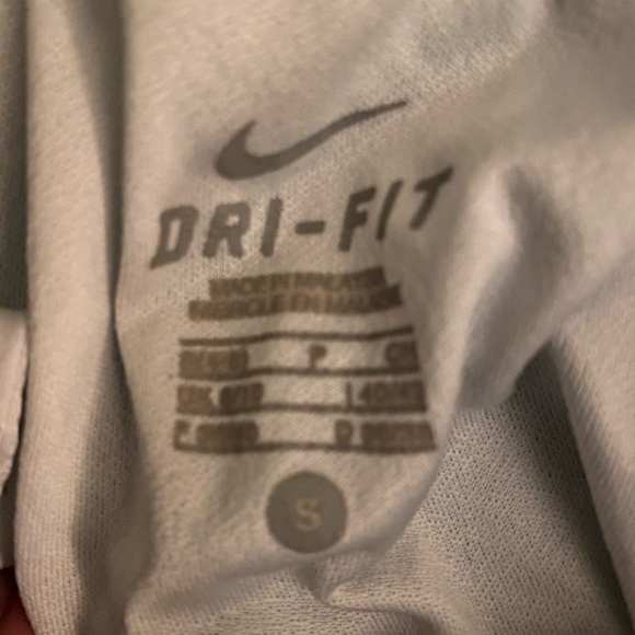 Nike Dri-Fit shorts - Picture 3 of 3